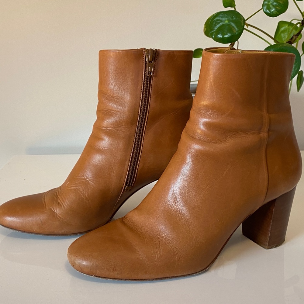 Sezane Heritage Lea Ankle Boot in Tan EU Size 40